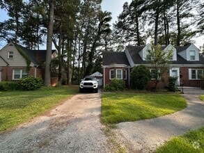 Building Photo - 3707 Riverside Dr