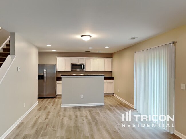 Building Photo - 3010 Parkland View Atlanta GA