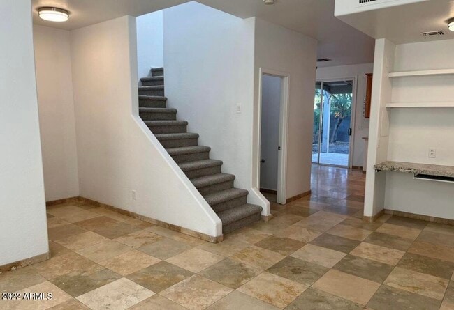 Building Photo - 2114 N 78th Glen