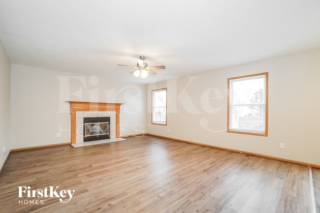 Foto del edificio - 1211 Sassafras Ln