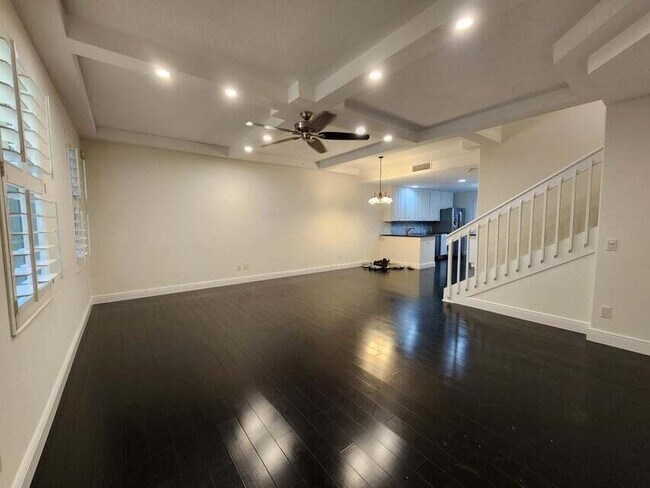 Building Photo - 3025 E Community Dr