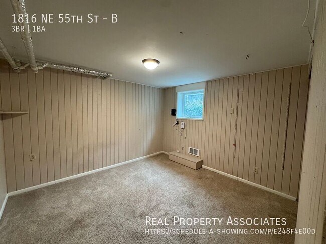 Foto del edificio - 1816 NE 55th St