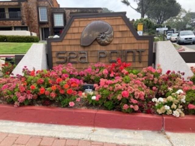 Foto del edificio - 2010 Carmel Valley Rd