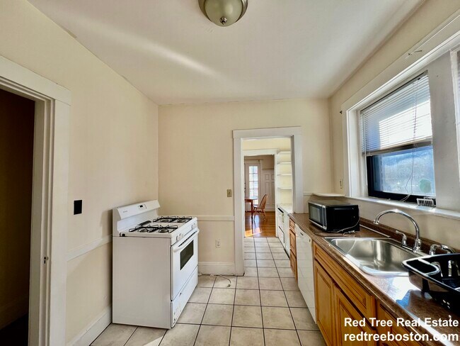 Foto del edificio - 225 Chestnut Hill Ave