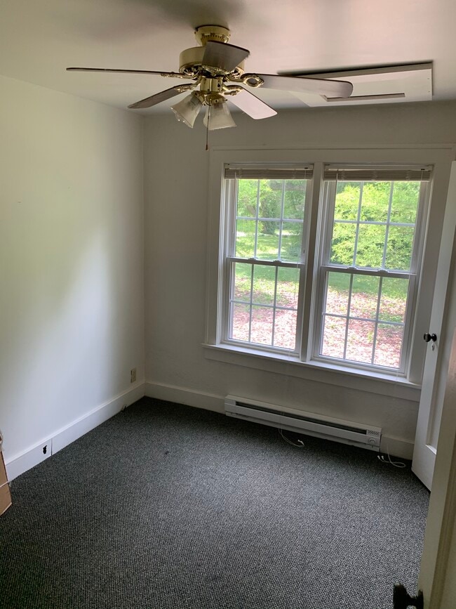 Bedroom 1 - 124 Northwood Blvd