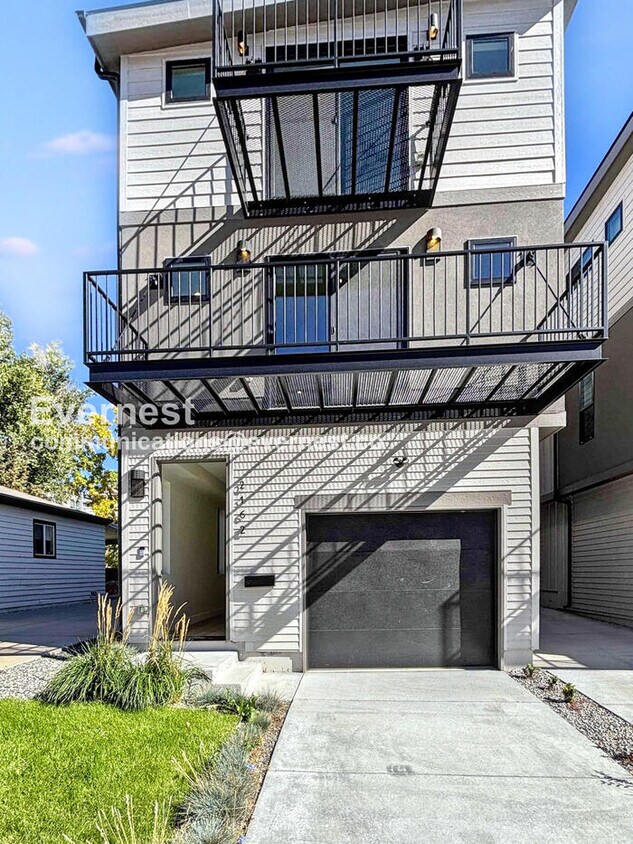 Foto principal - 2162 S Ash St