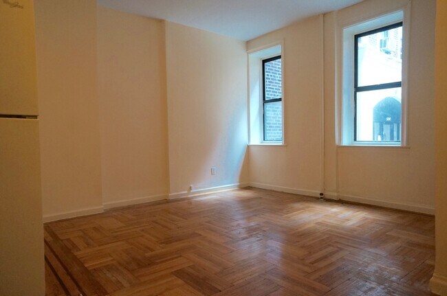 Foto del edificio - 6801 19th Ave