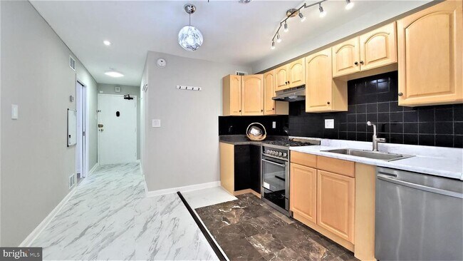 Foto del edificio - 1601 18th St NW