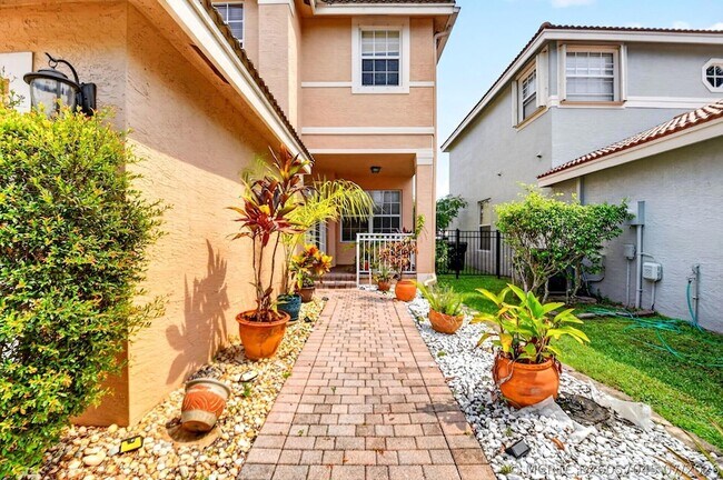 Foto del edificio - 5018 Starblaze Dr