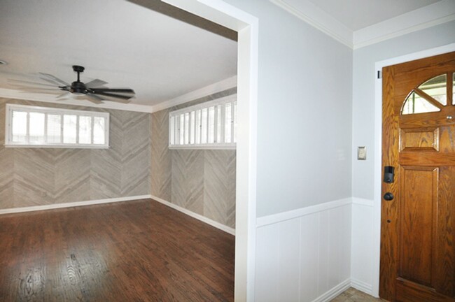 Foto del edificio - Spacious 3-3-2 on corner lot in Hurst, HEB...