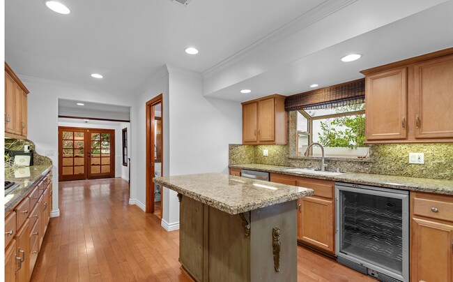 Foto del edificio - 15521 Morrison St