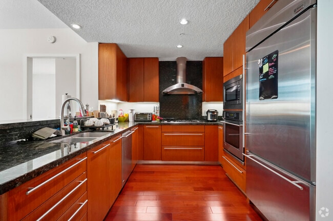 Building Photo - 3141 Michelson Dr