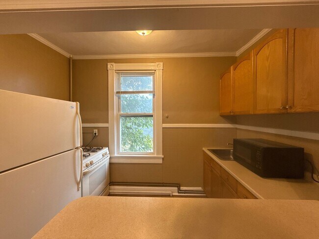 Building Photo - 3012 White Ave