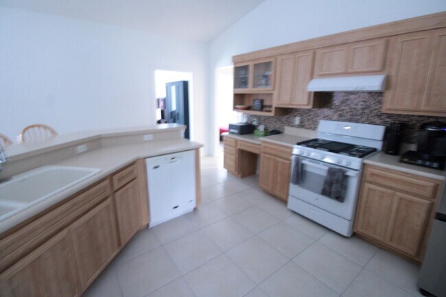 Foto del edificio - 2957 SW Collings Dr