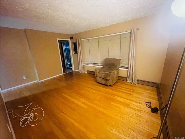 Building Photo - 959 Woodcliff Dr