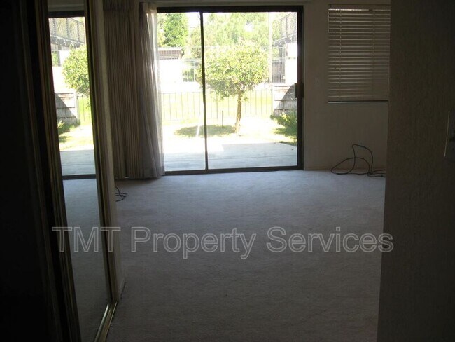 Foto del edificio - 1516 Oakridge Park Rd