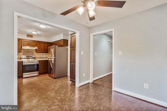 Building Photo - 3711 Jenny Lynne Ln
