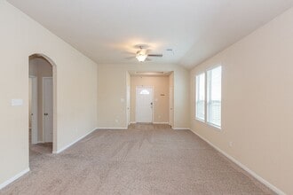 Building Photo - 14657 E Pine Heart Dr