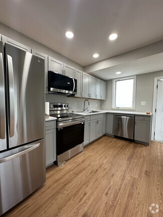Building Photo - 1821 6th Ave W
