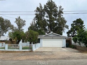 Building Photo - 32948 Lillian Rd