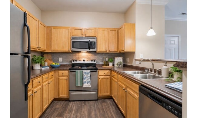 Building Photo - Carden Place Apartment Homes