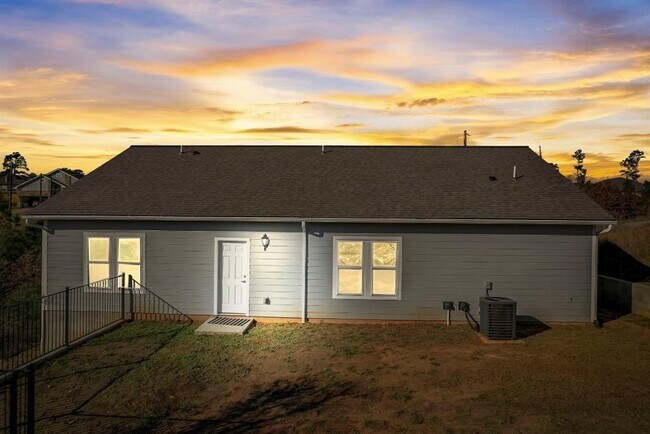 Building Photo - 117 Ori Ct