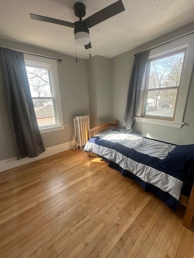 Foto del edificio - 4 Bed, 2 Bath Single Family Home - Crosby