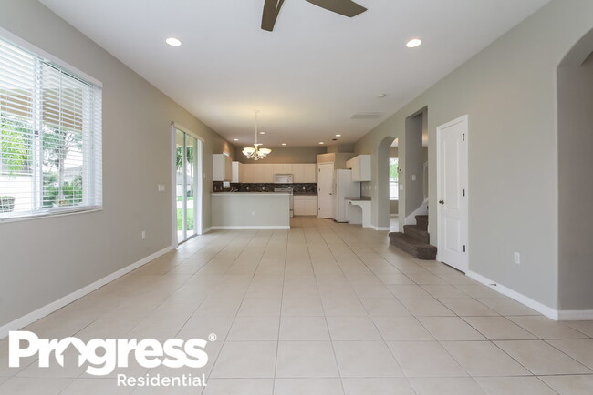 Building Photo - 6130 New Paris Way