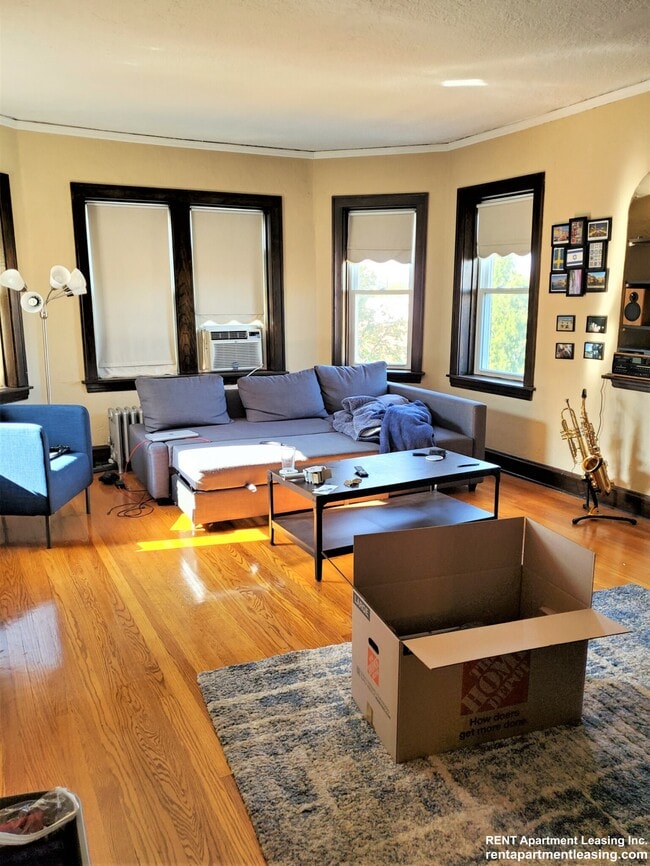 Building Photo - 8105 Keating Ave