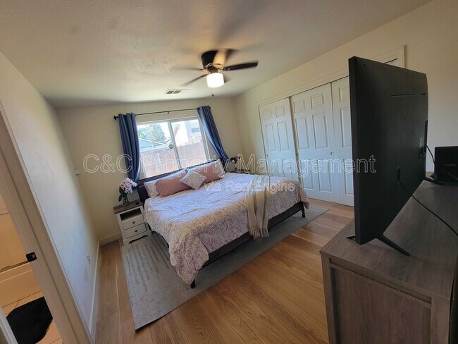Foto del edificio - 1516 Calaveras Ct