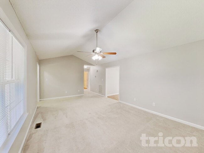 Building Photo - 149 Cambridge Elm Dr