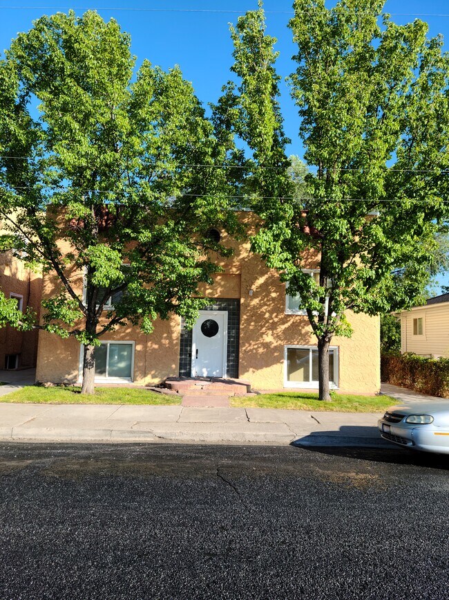exterior del edificio - 945 E Lander St
