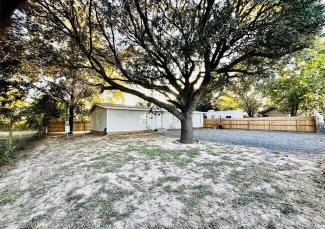 Foto del edificio - 33323 Falcon Spring St