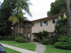 Building Photo - 14329 Chandler Blvd