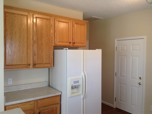 Foto del edificio - 1257 Silverstone Ct