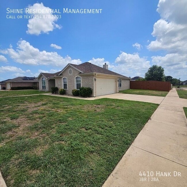 Building Photo - 4410 Hank Dr