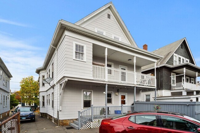 Back deck - 5 Gardner St