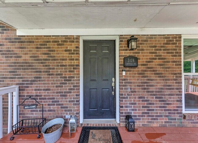 Foto del edificio - 3104 Bay Ridge Dr