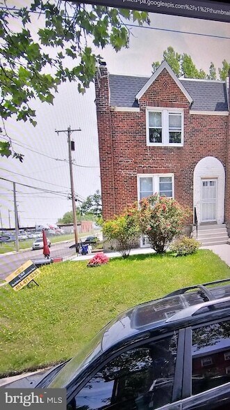 Foto del edificio - 5451 Howland St