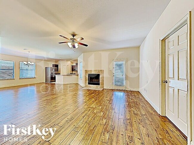 Foto del edificio - 606 Hearthstone Drive