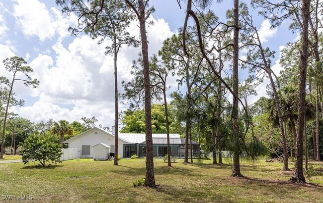 Building Photo - 5588 Wendy Ln