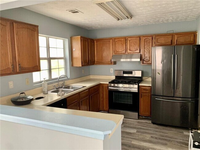 Building Photo - 1310 Hampton Hill Ct