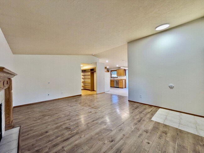 Foto del edificio - Great 3 Bedroom 2 Bath Ranch in St. Johns!