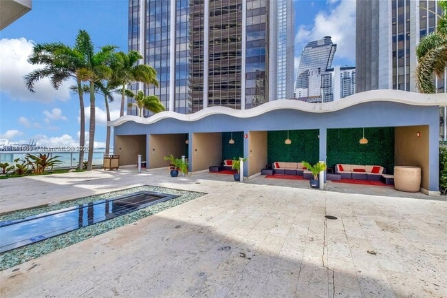 Building Photo - 50 Biscayne Blvd