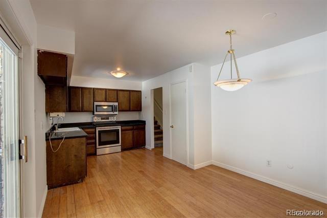 Foto del edificio - 6233 W Caley Ave