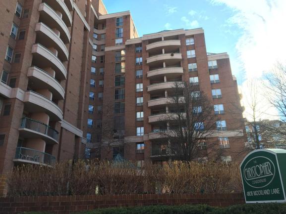 Foto del edificio - 4808 Moorland Ln