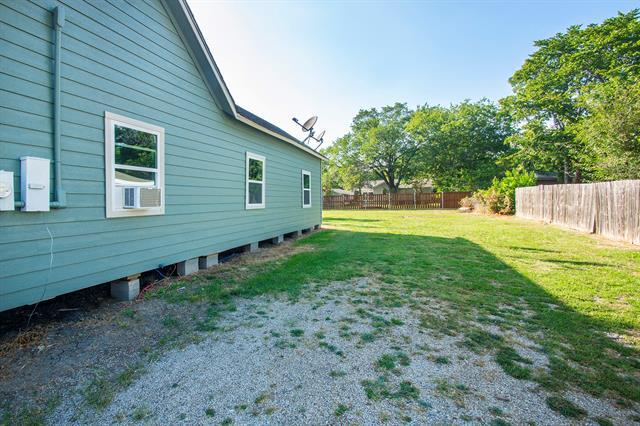 Building Photo - 246 W Marshall Dr