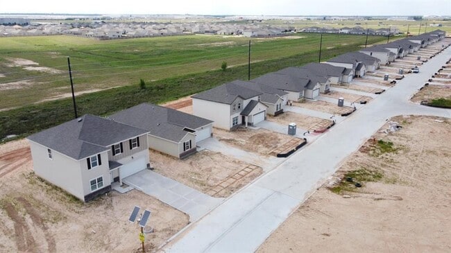 Building Photo - 4100 Scarlet Oak Ln