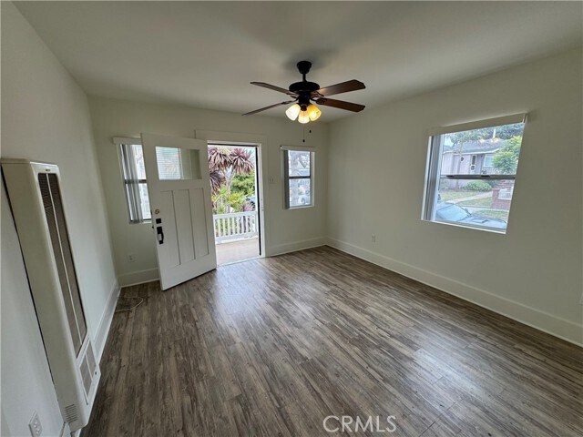 Foto del edificio - 1064 W 18th St