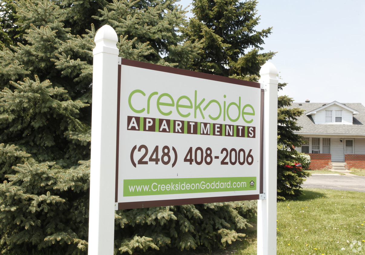 Signage - Creekside Apartments